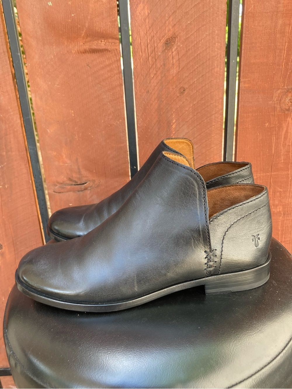 frye elyssa shootie black leather bootie size 8M NEW - Picture 4 of 10